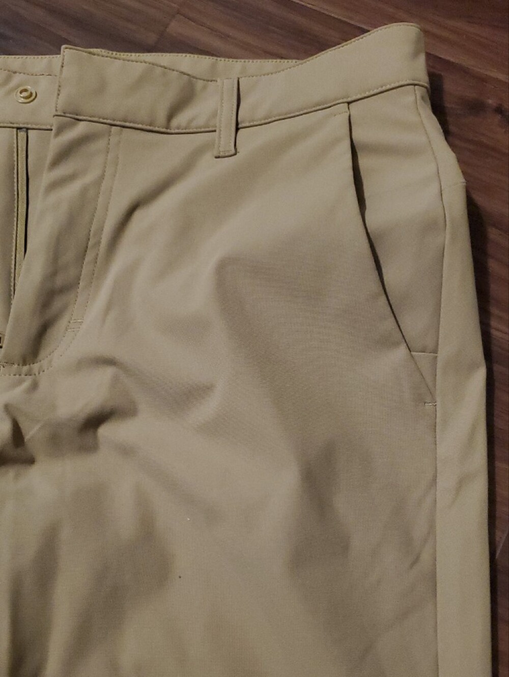 Fabletics Men's Chino Pants in Khaki Tan Zippered Pockets - Picture 5 of 10